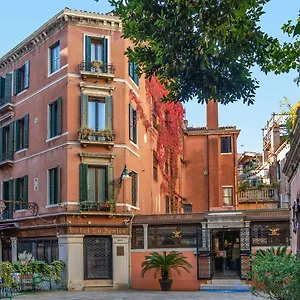 La Fenice Et Des Artistes 3*, Veneza Itália